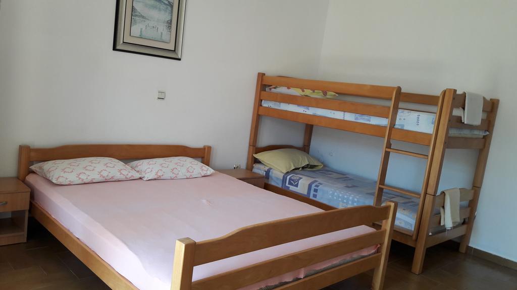 Apartment Family Ulcinj Ruang foto