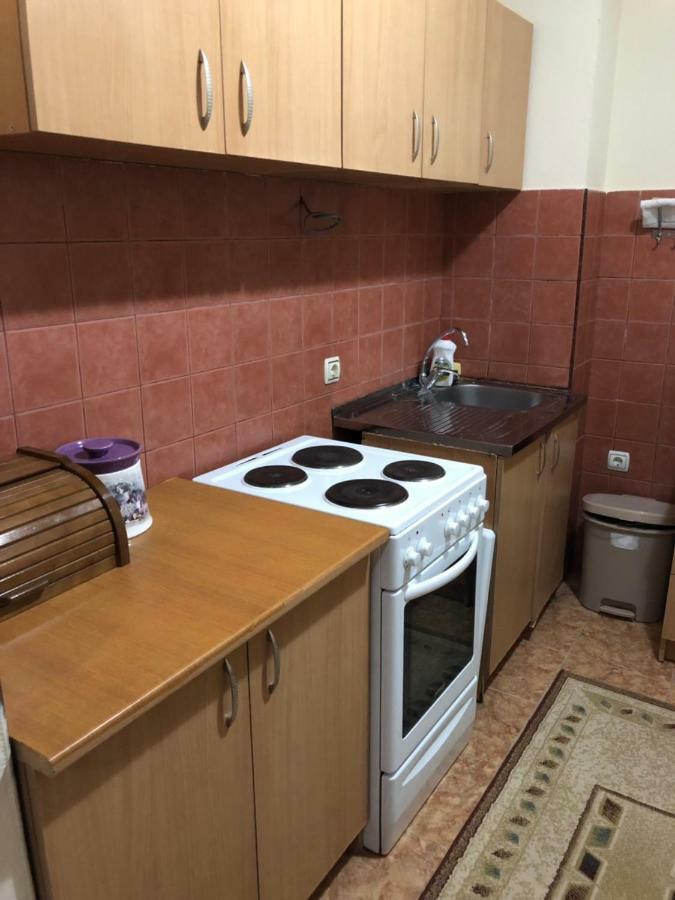 Apartment Family Ulcinj Bagian luar foto