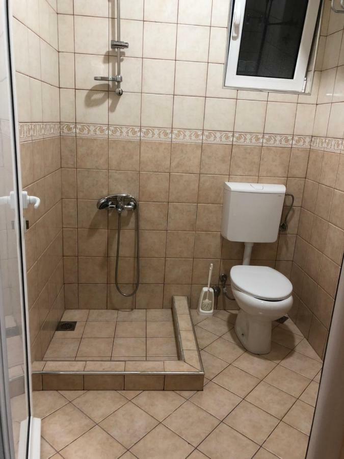 Apartment Family Ulcinj Bagian luar foto