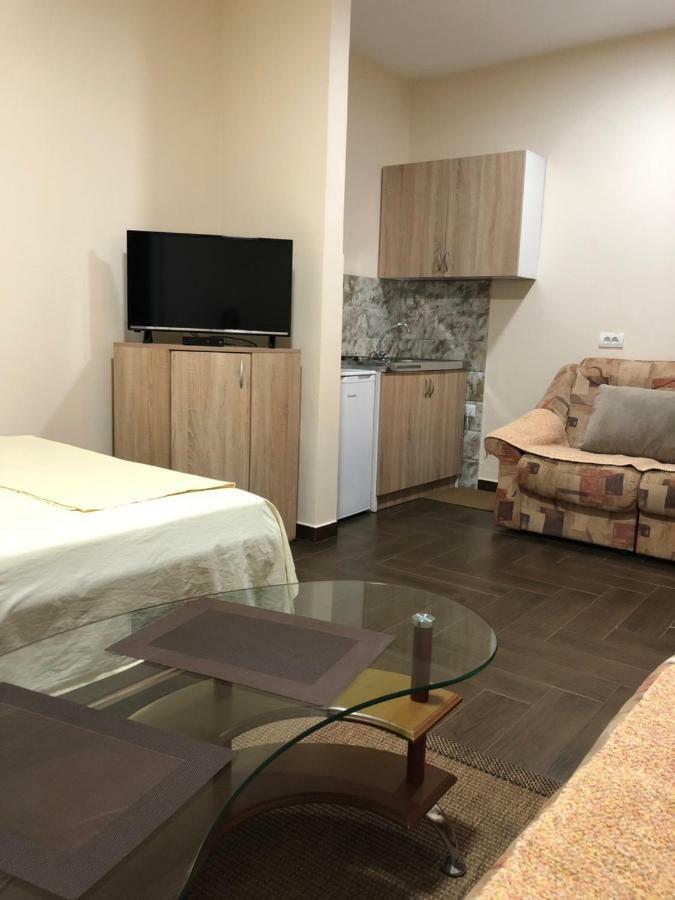 Apartment Family Ulcinj Bagian luar foto